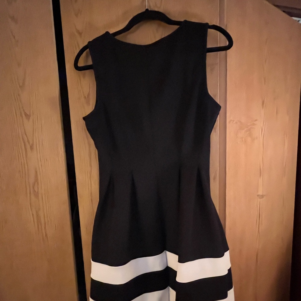 Apt. 9 Black and White Pleated Midi Dress